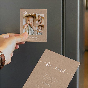 Remerciement naissance kraft photos - Mise en situation