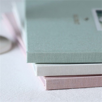 Livre d’or commémoration décès - Mise en situation