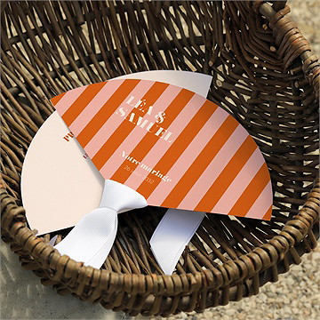 Eventail mariage orange et fuchsia - Mise en situation