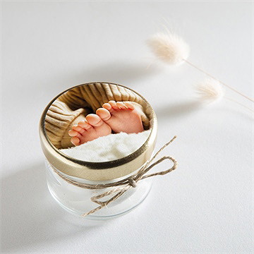 Sticker naissance photo hello - Mise en situation