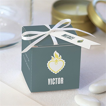 Boîte de dragées communion protection