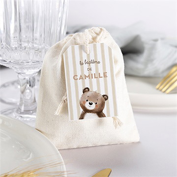 Pochon baptême ours en rayures - Mise en situation