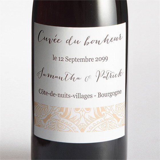 Etiquette de bouteille mariage arabesque végétale et florale