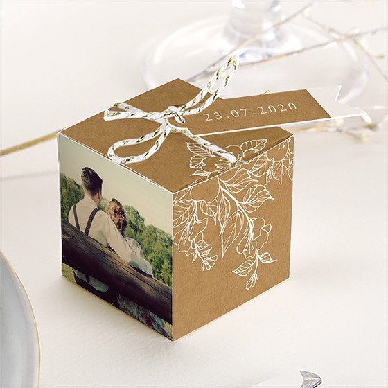 Boîte de dragées mariage belle découverte