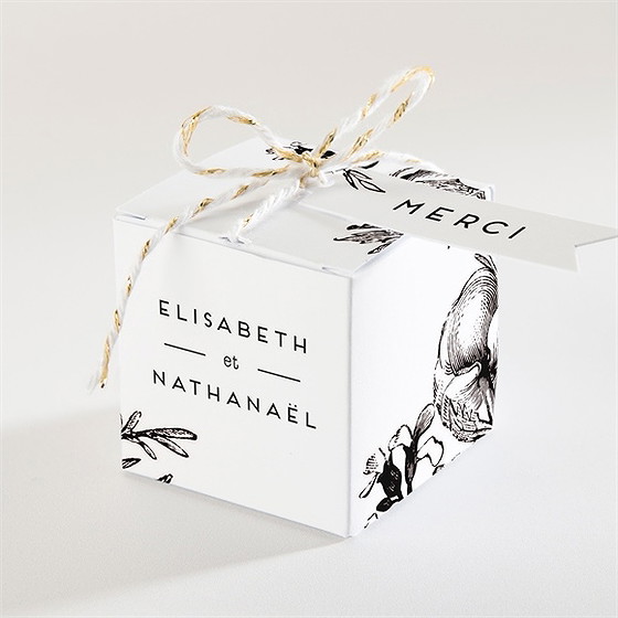 Boîte de dragées mariage tout en un !