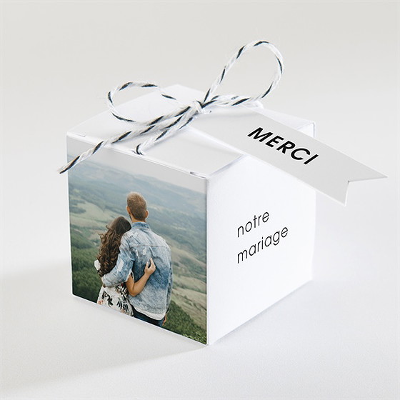 Boîte de dragées mariage love direction