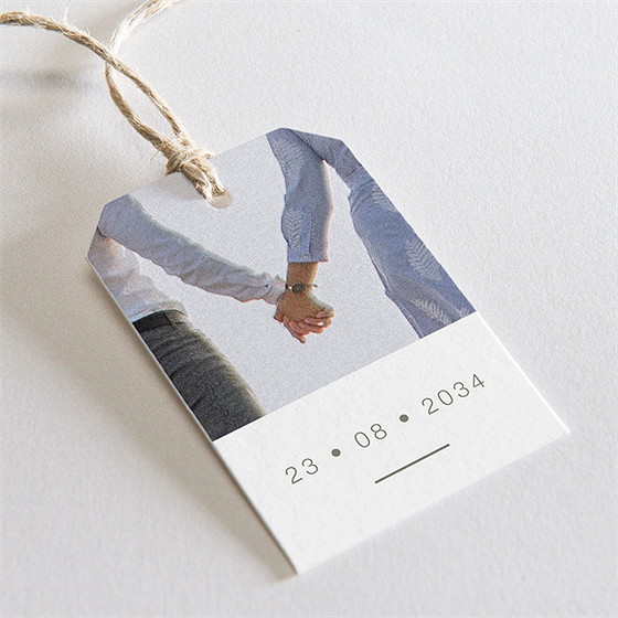 Etiquette mariage main dans la main