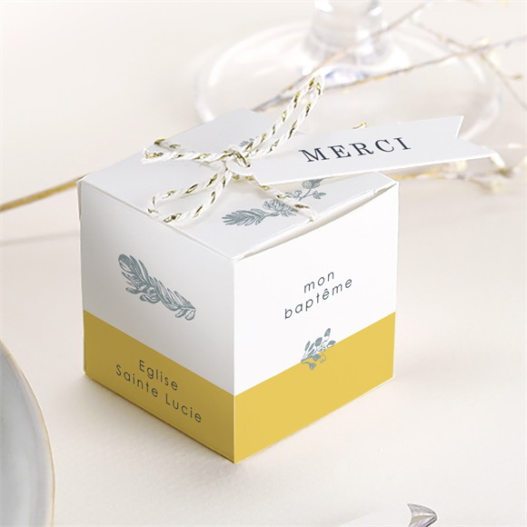 Boîte de dragées baptême Joli Portrait réf.N340263