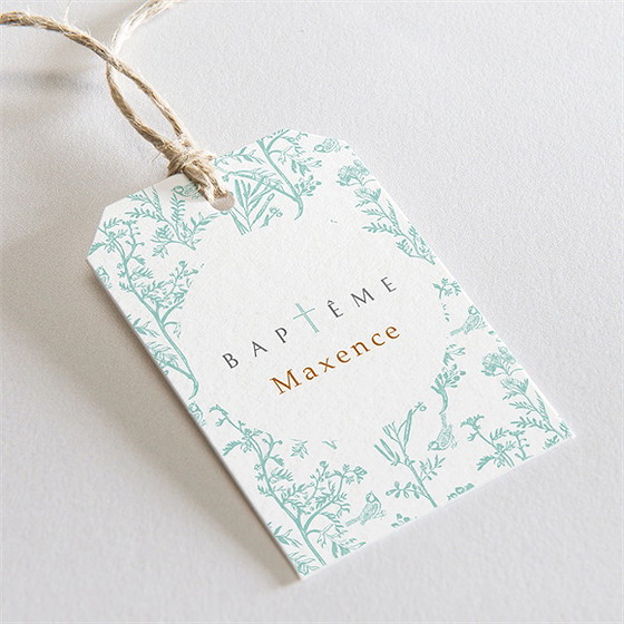 Etiquette baptême gravure en rond