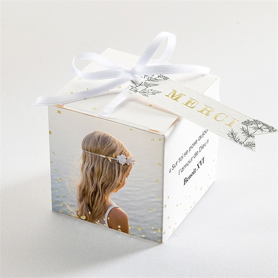 Boîte de dragées communion rayonnement dorure