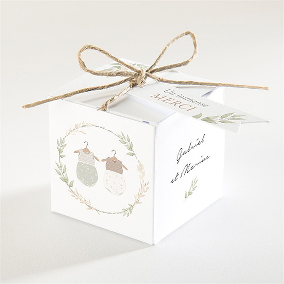 Boîte de dragées baptême jumeaux body