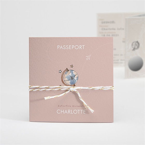 Faire-part naissance passeport fille accordéon