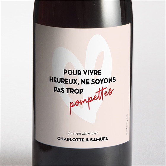 Etiquette de bouteille mariage coeur