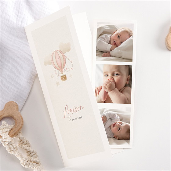 Faire-part naissance une montgolfière