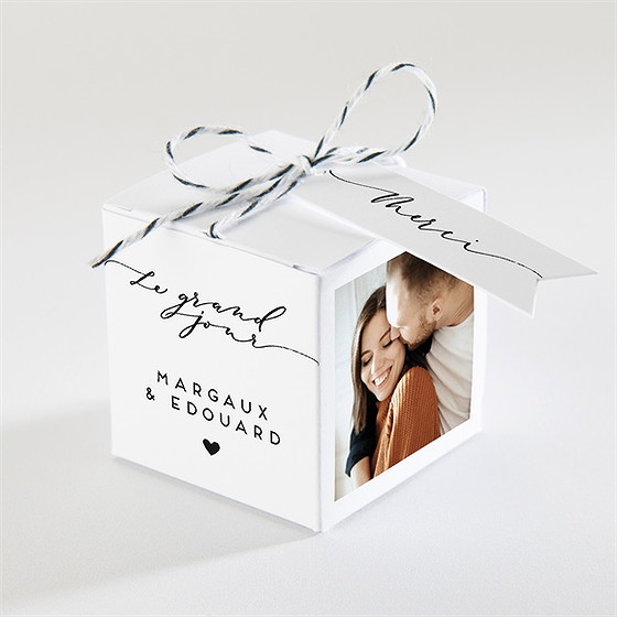 Boîte de dragées mariage classique photo
