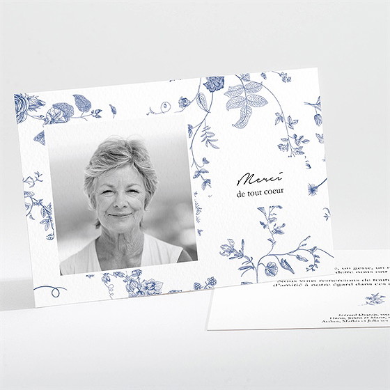 Remerciement décès fleurs bleues paysage